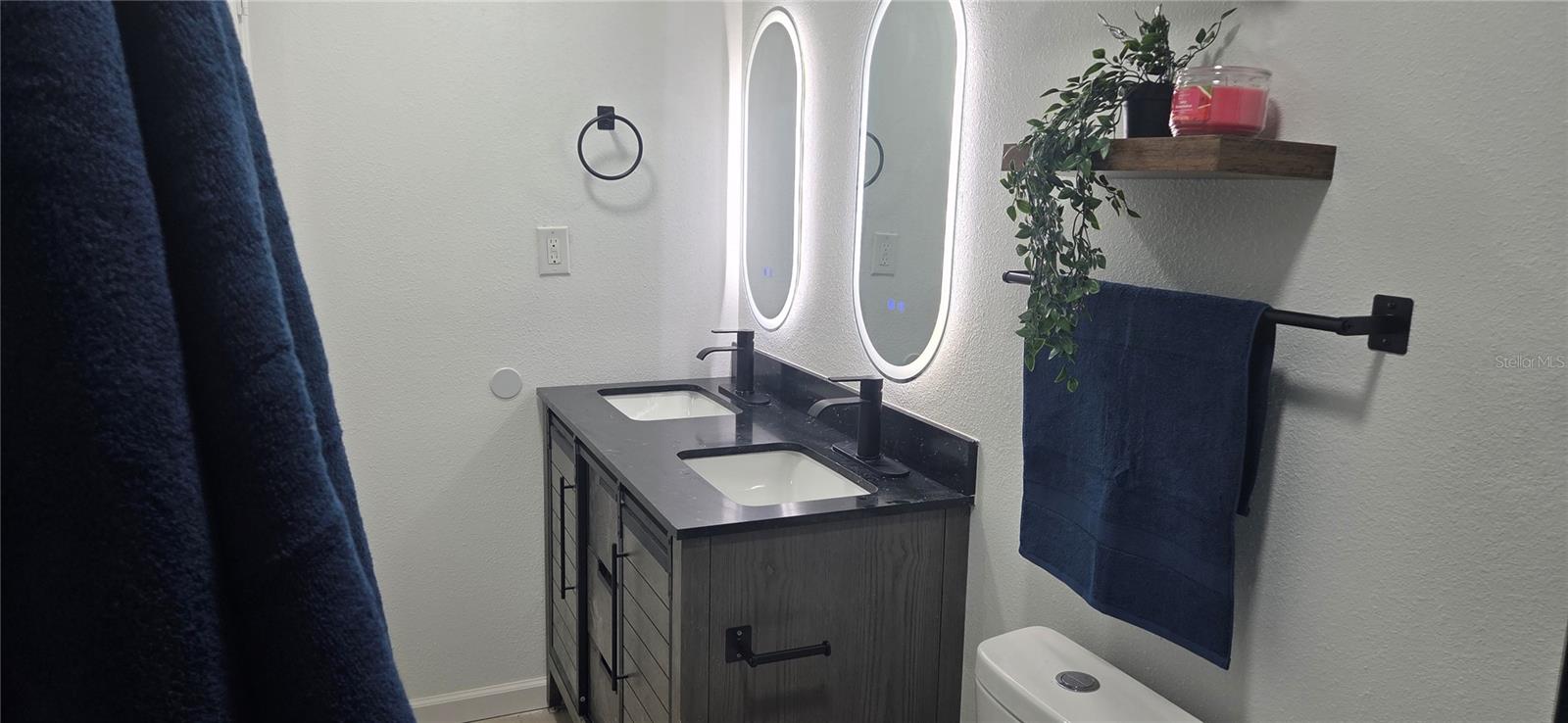 WYOMINA TER / CREST PARK - Residential