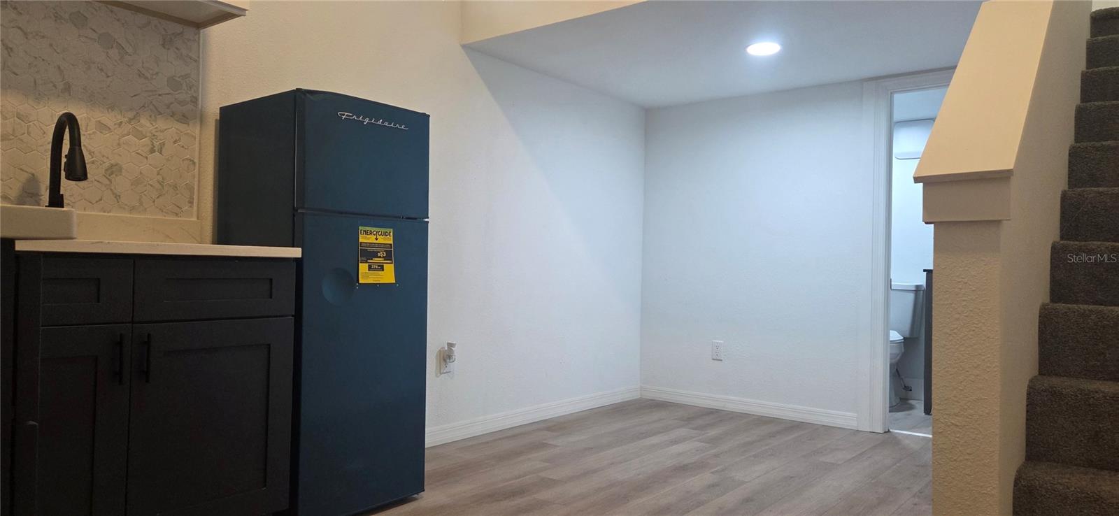 WYOMINA TER / CREST PARK - Residential