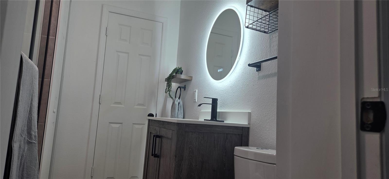 WYOMINA TER / CREST PARK - Residential