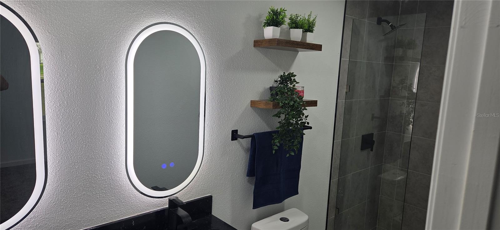 WYOMINA TER / CREST PARK - Residential