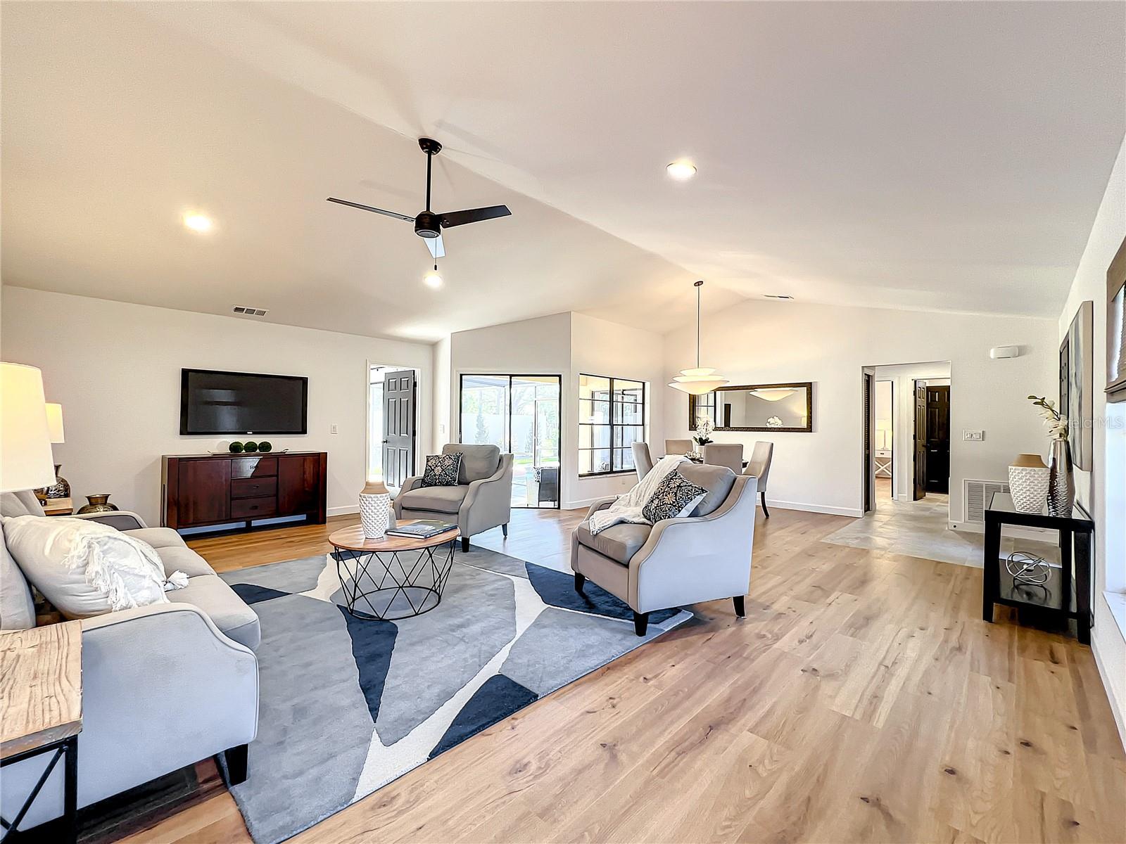 GRANADA VILLAS PH 01 - Residential