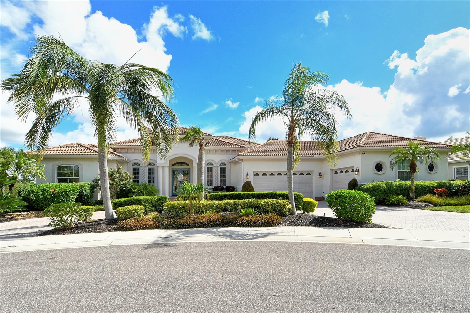 LAKEWOOD RANCH COUNTRY CLUB - Residential