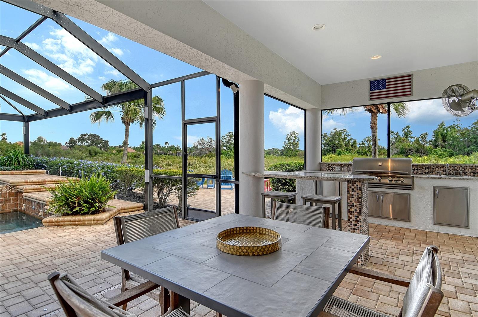 LAKEWOOD RANCH COUNTRY CLUB - Residential