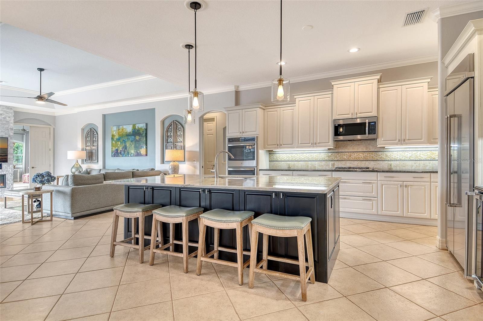 LAKEWOOD RANCH COUNTRY CLUB - Residential
