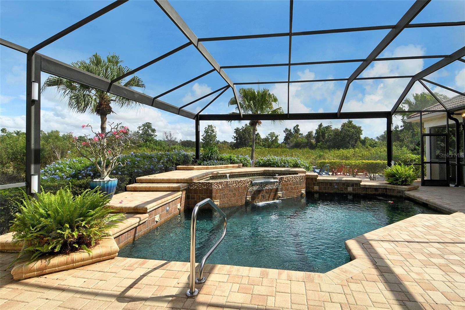 LAKEWOOD RANCH COUNTRY CLUB - Residential