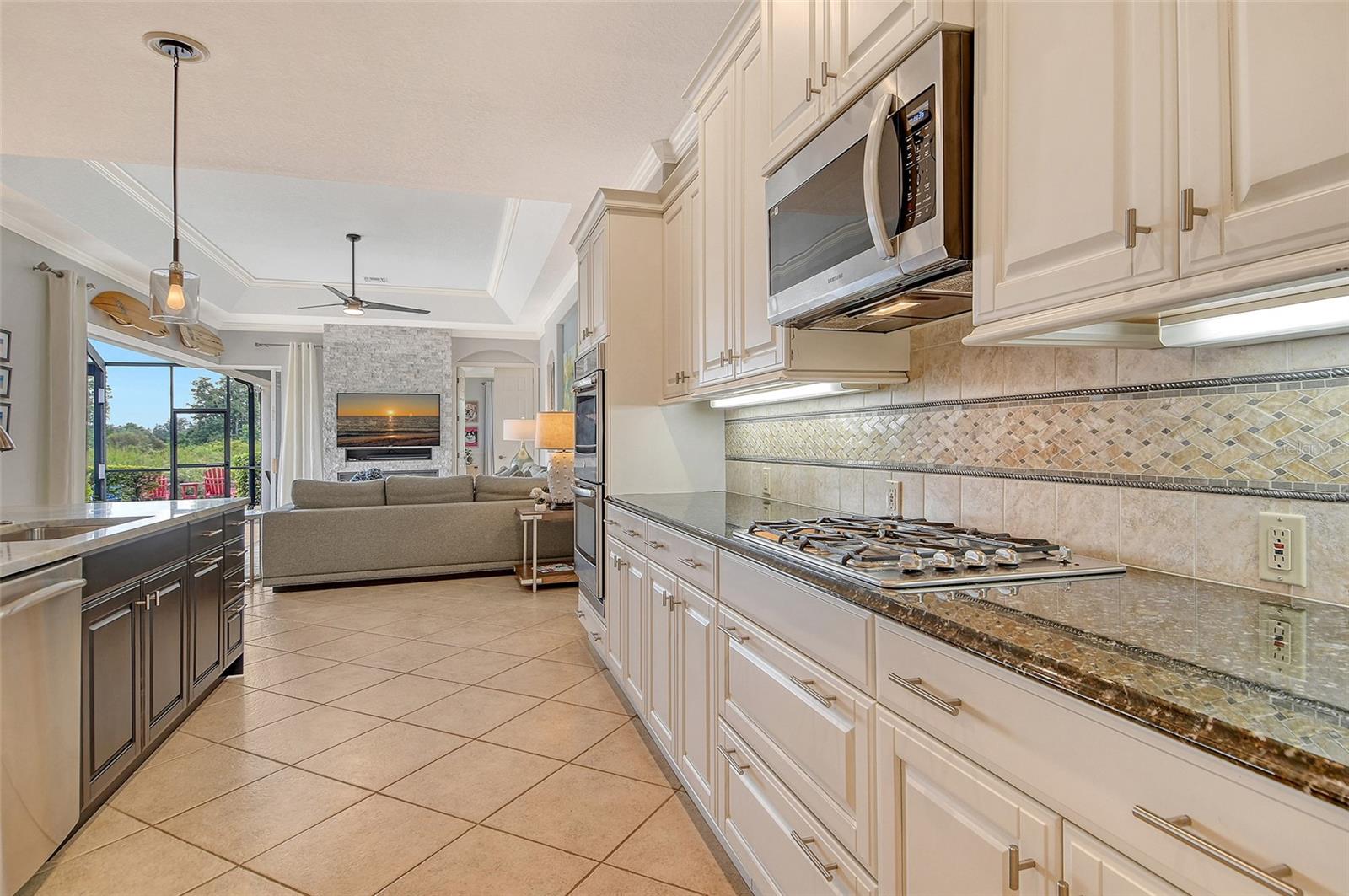 LAKEWOOD RANCH COUNTRY CLUB - Residential