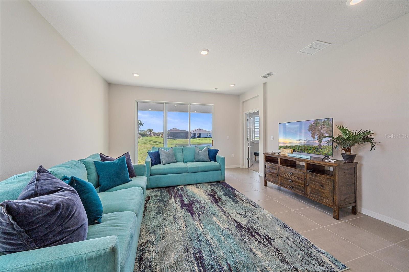 STAR FARMS AT LAKEWOOD RANCH - Residential