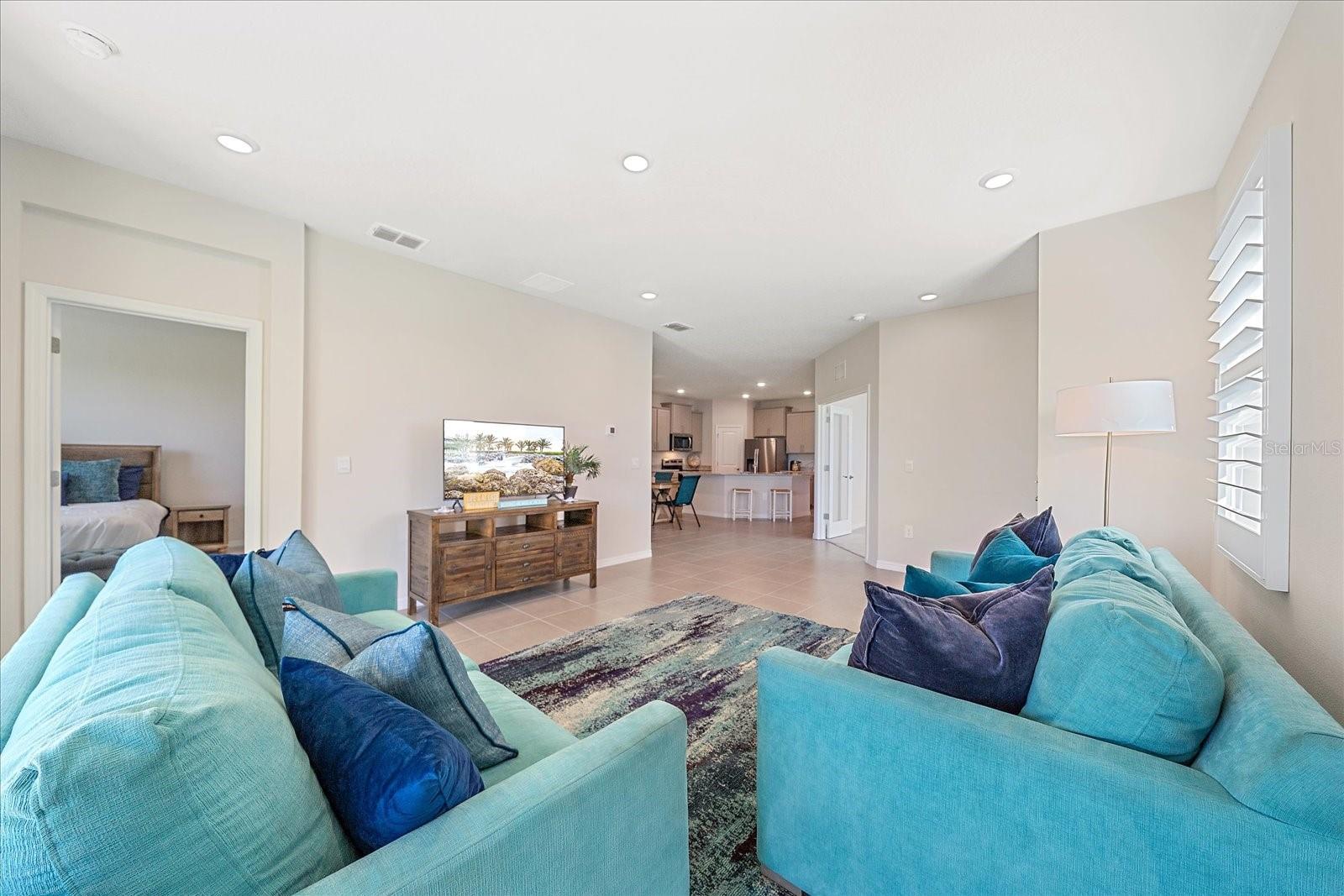 STAR FARMS AT LAKEWOOD RANCH - Residential