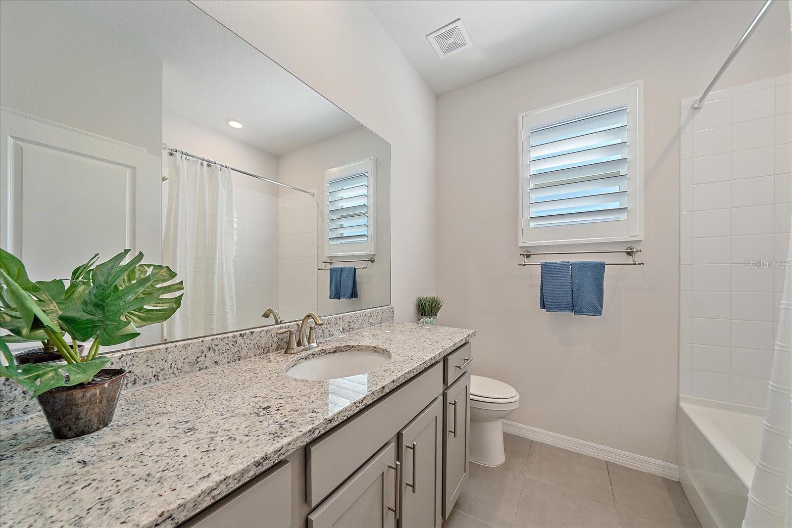 STAR FARMS AT LAKEWOOD RANCH - Residential