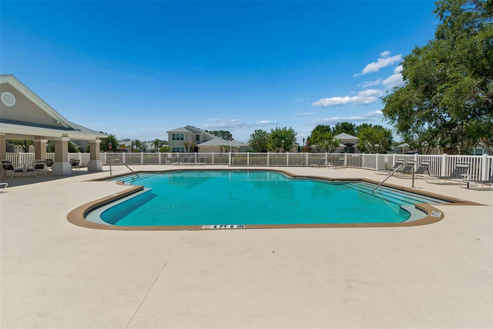 LEXINGTON OAKS VILLAGE 32A 33 - Residential