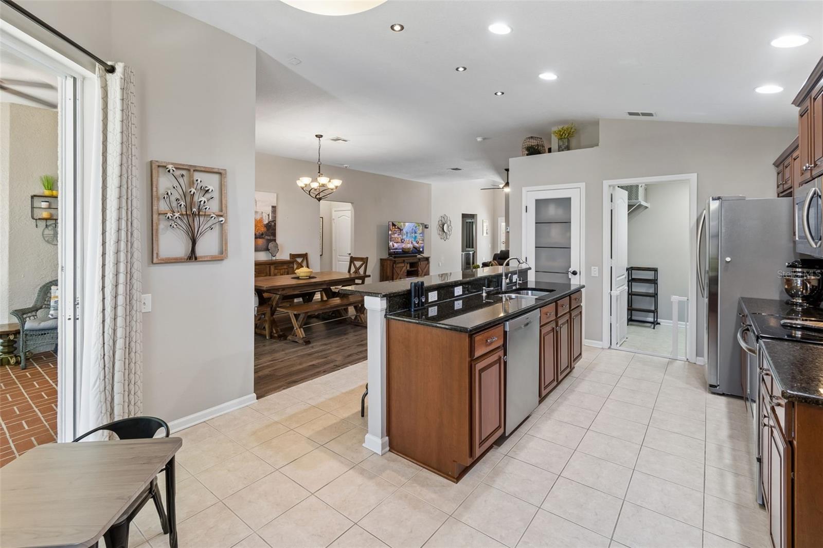 LEXINGTON OAKS VILLAGE 32A 33 - Residential