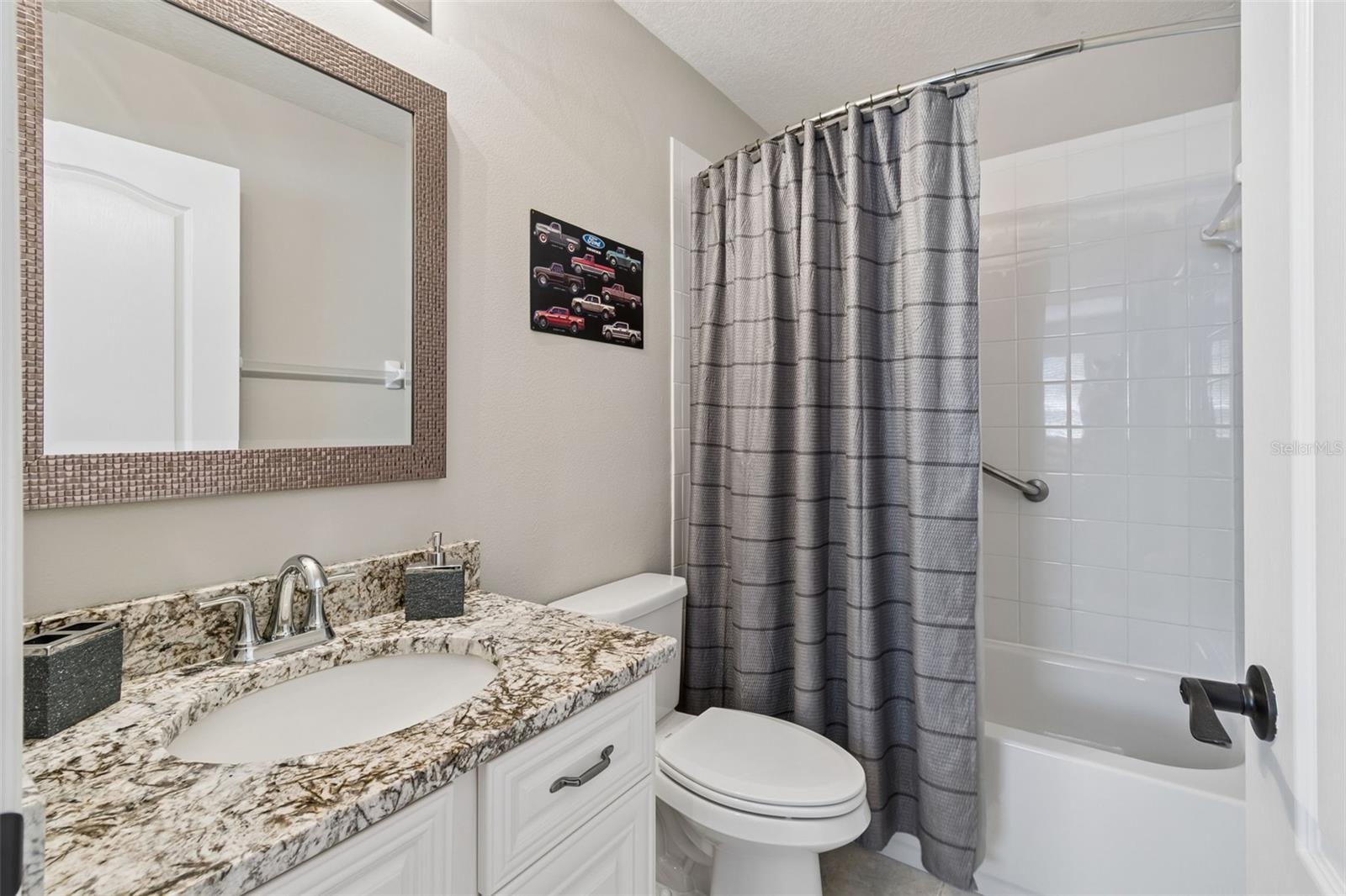 LEXINGTON OAKS VILLAGE 32A 33 - Residential