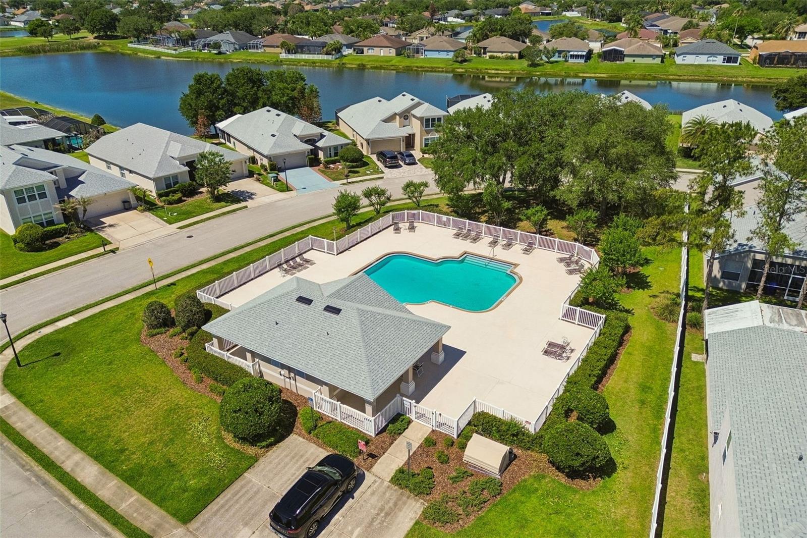 LEXINGTON OAKS VILLAGE 32A 33 - Residential