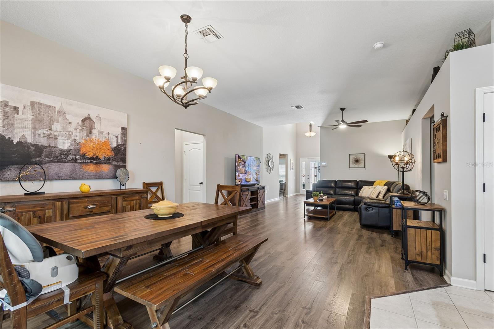 LEXINGTON OAKS VILLAGE 32A 33 - Residential
