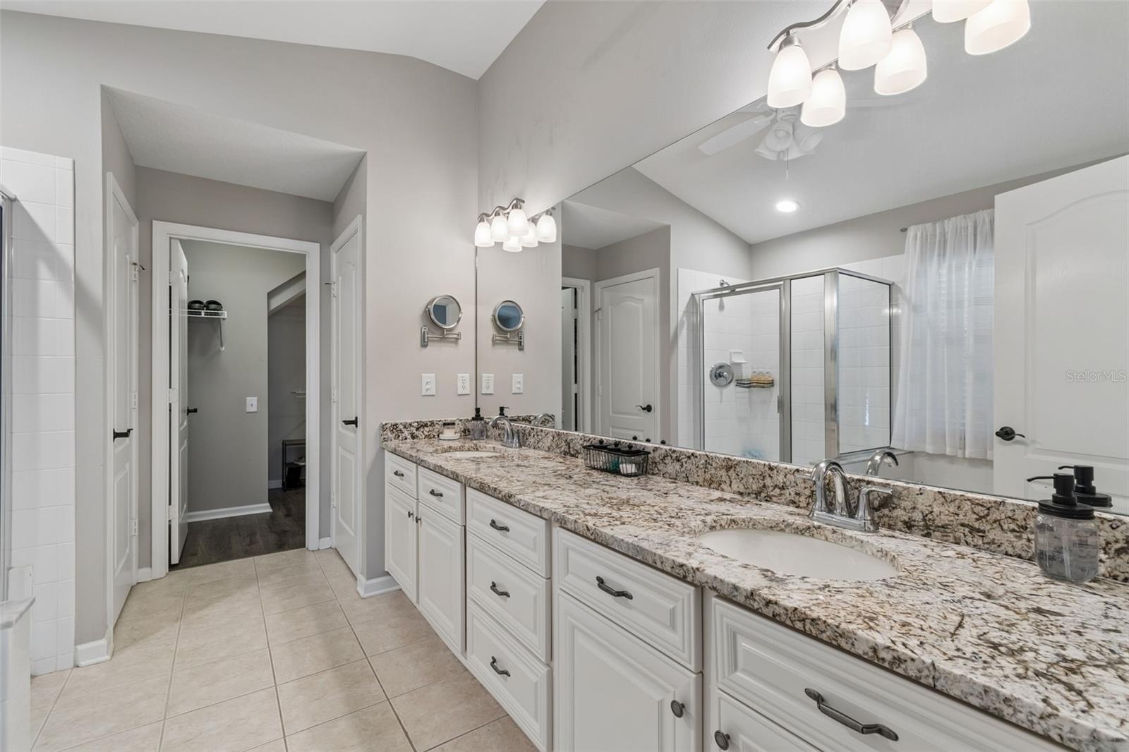 LEXINGTON OAKS VILLAGE 32A 33 - Residential