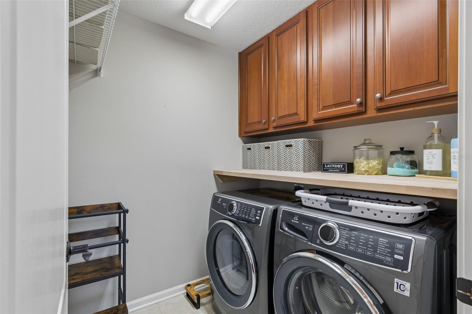 LEXINGTON OAKS VILLAGE 32A 33 - Residential