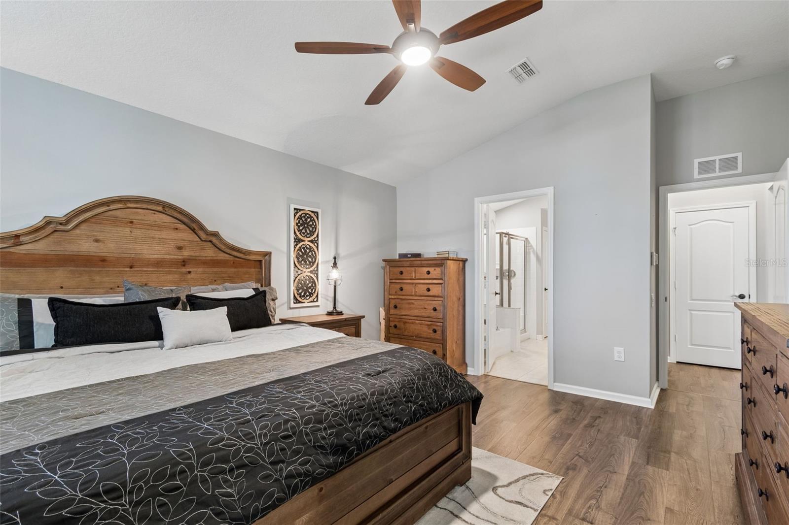 LEXINGTON OAKS VILLAGE 32A 33 - Residential