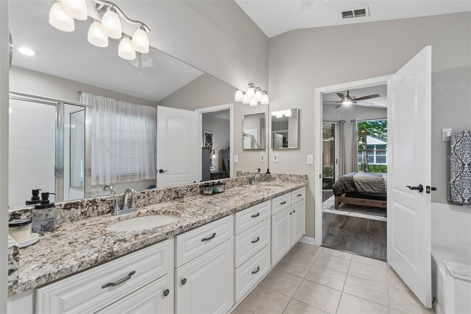 LEXINGTON OAKS VILLAGE 32A 33 - Residential