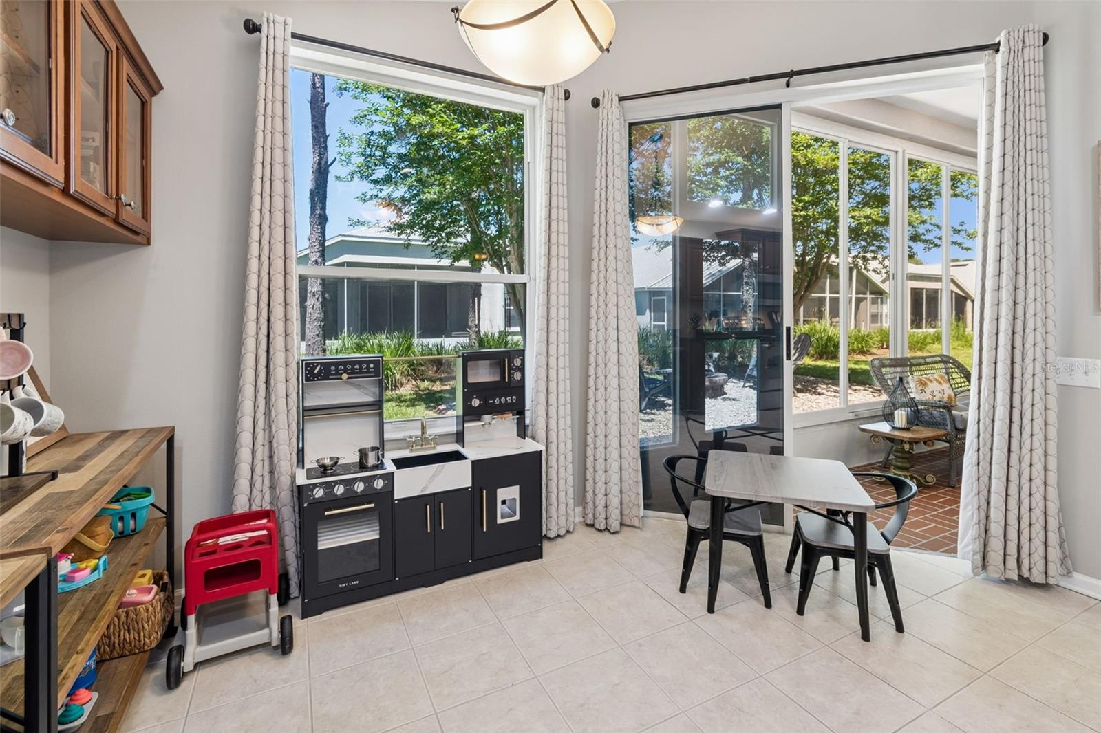 LEXINGTON OAKS VILLAGE 32A 33 - Residential
