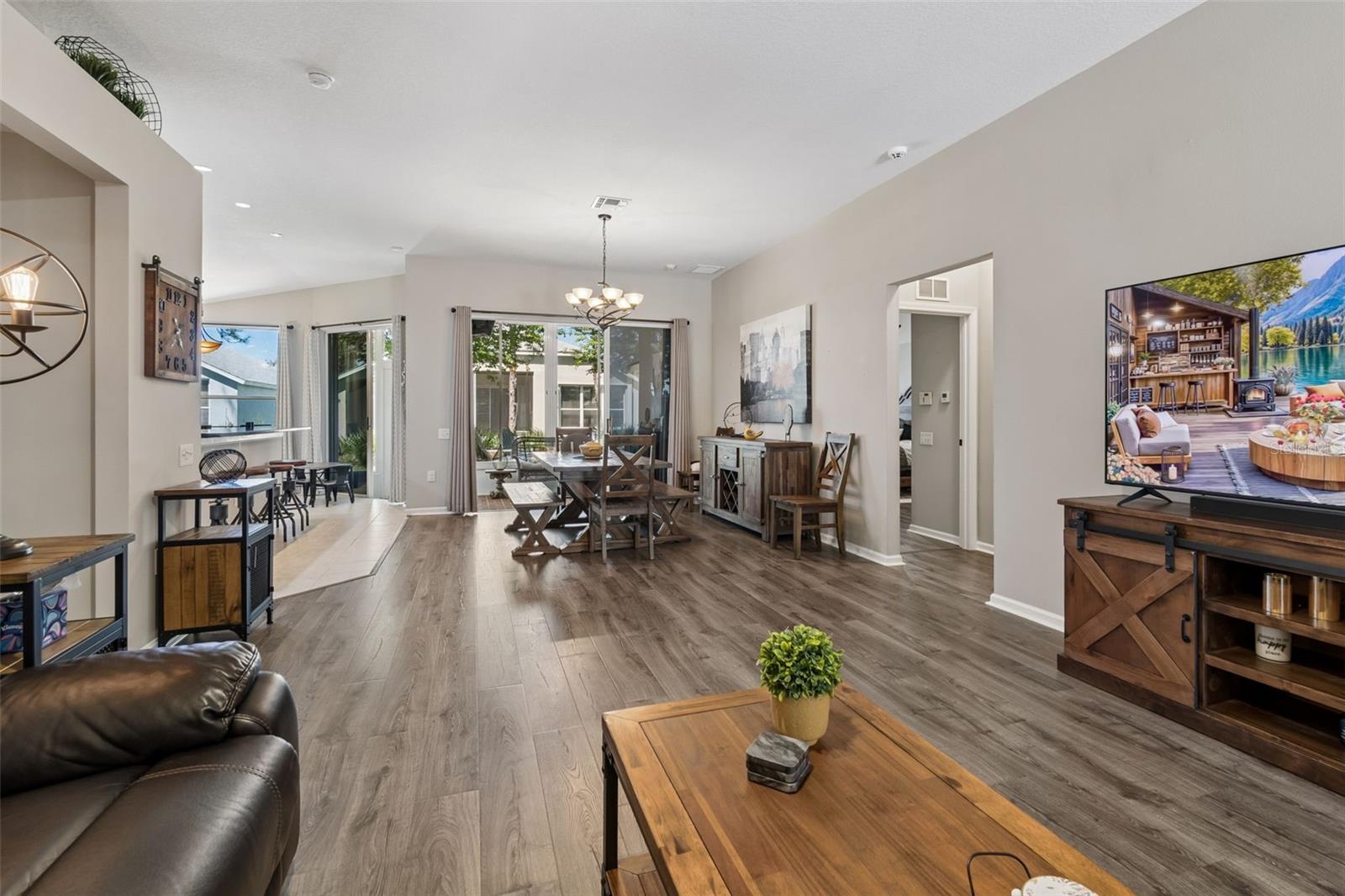 LEXINGTON OAKS VILLAGE 32A 33 - Residential