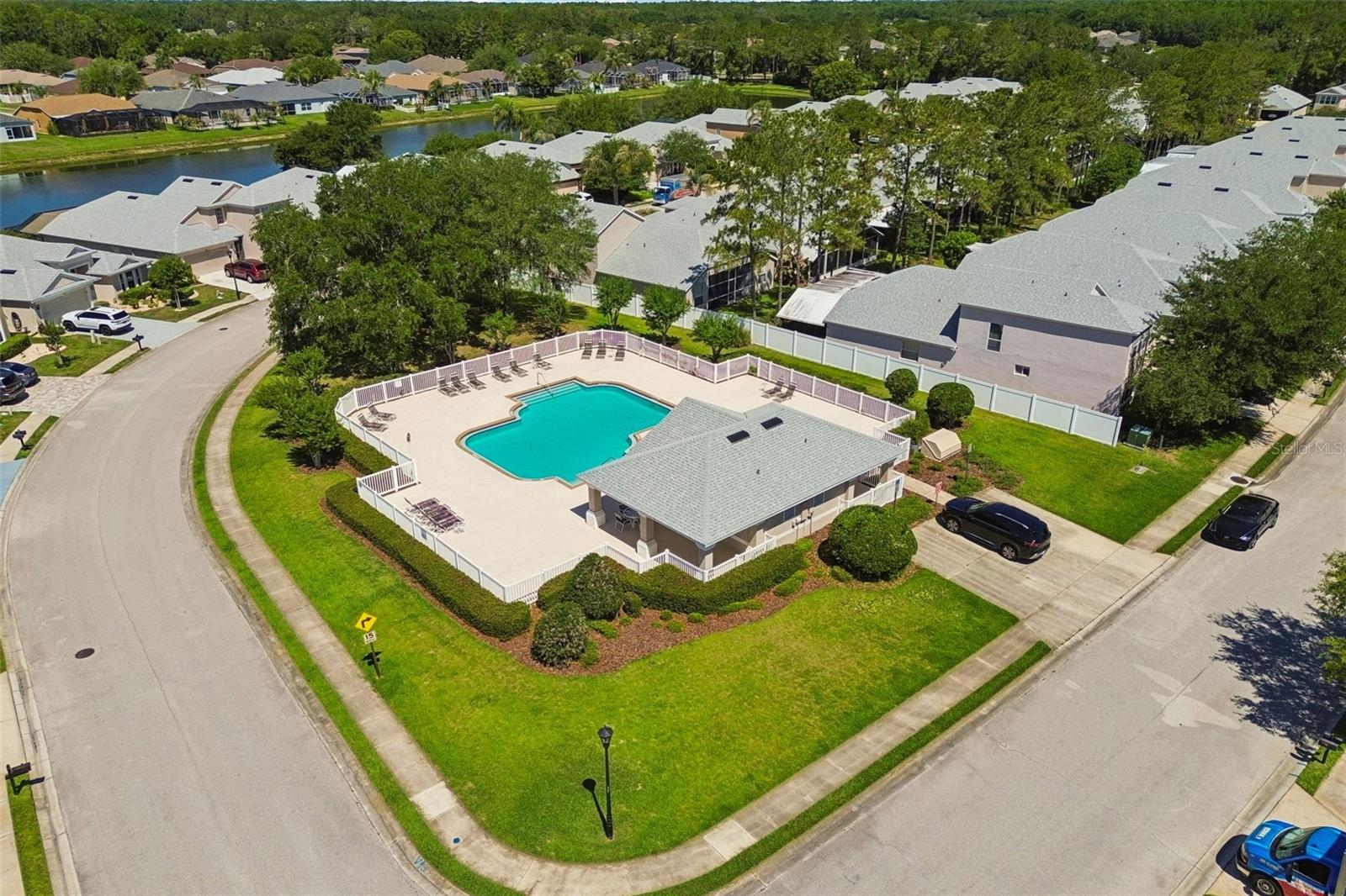 LEXINGTON OAKS VILLAGE 32A 33 - Residential