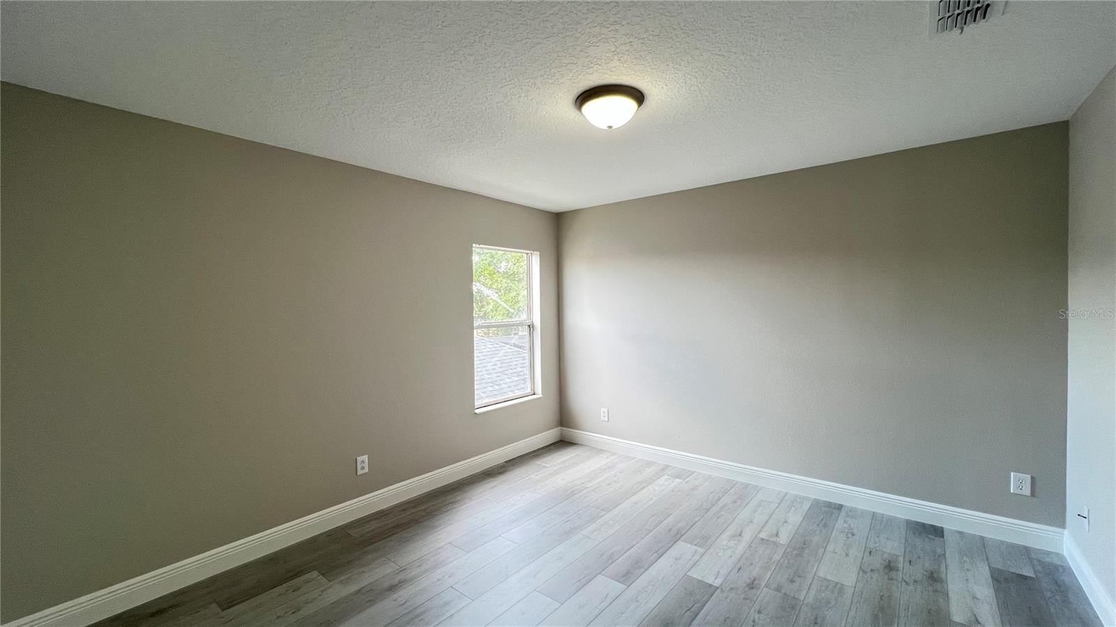 SUNRISE LAKES PH III SUB - Residential