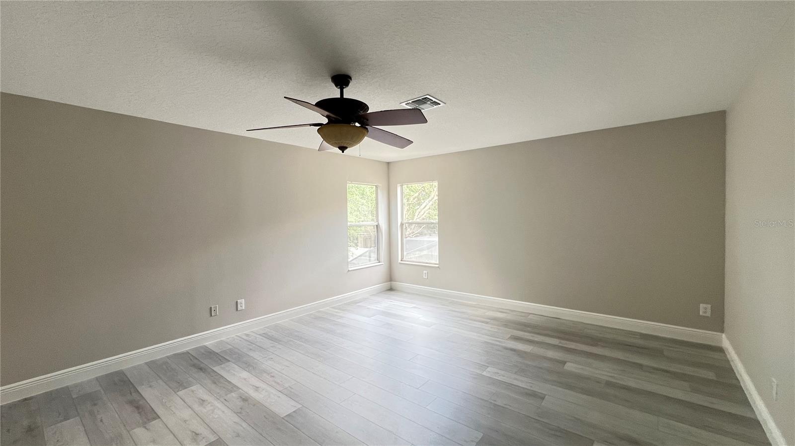 SUNRISE LAKES PH III SUB - Residential
