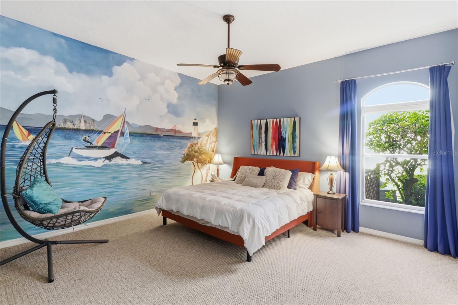 SWANN LAKE - Residential