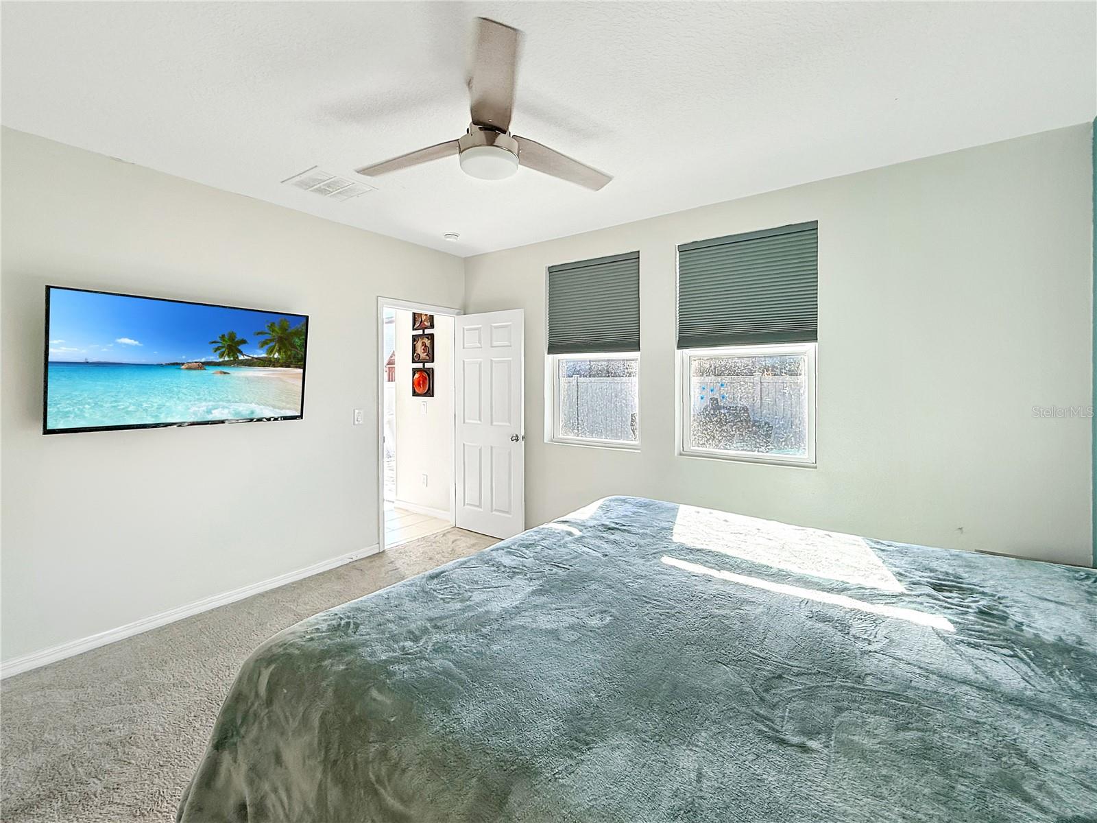 TUSCAN MDWS - Residential