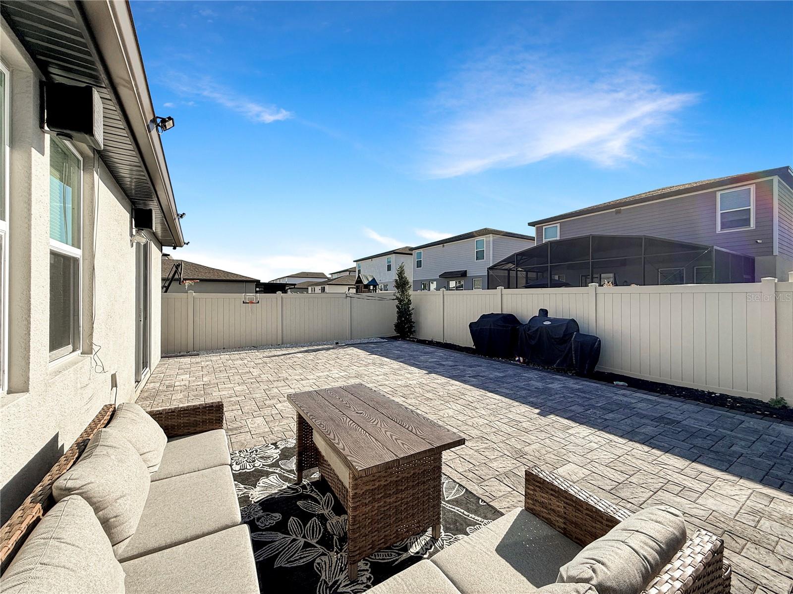 TUSCAN MDWS - Residential