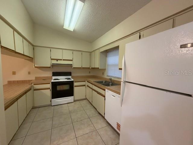 SHADEMOOR ACRES ADD 01 - Residential Lease