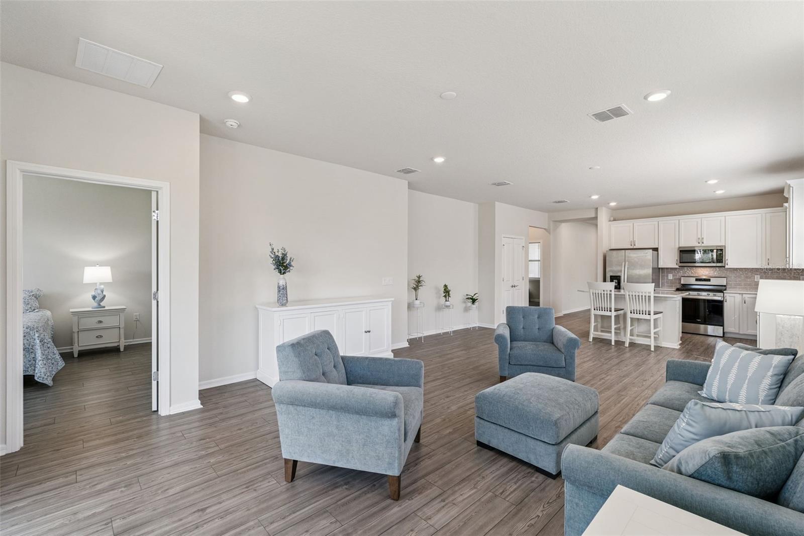 DEL WEBB OASIS - Residential