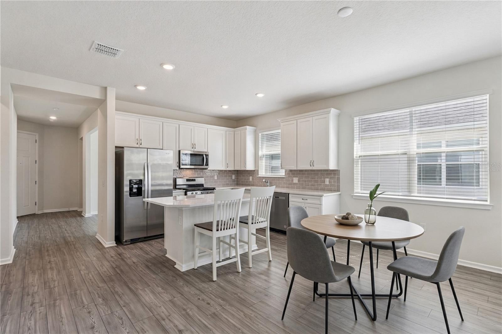 DEL WEBB OASIS - Residential