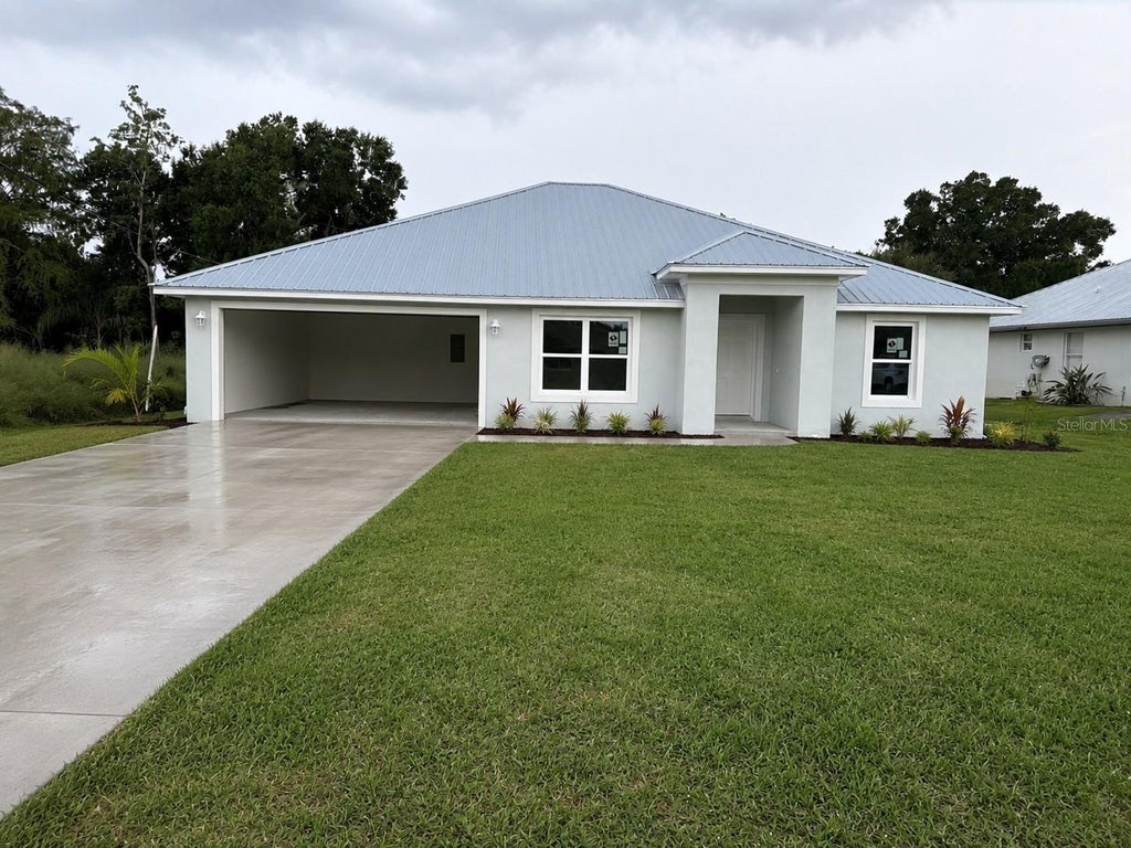 Photo of 5846 SW 209th Court, Dunnellon, FL 34431 (MLS # OM733995)