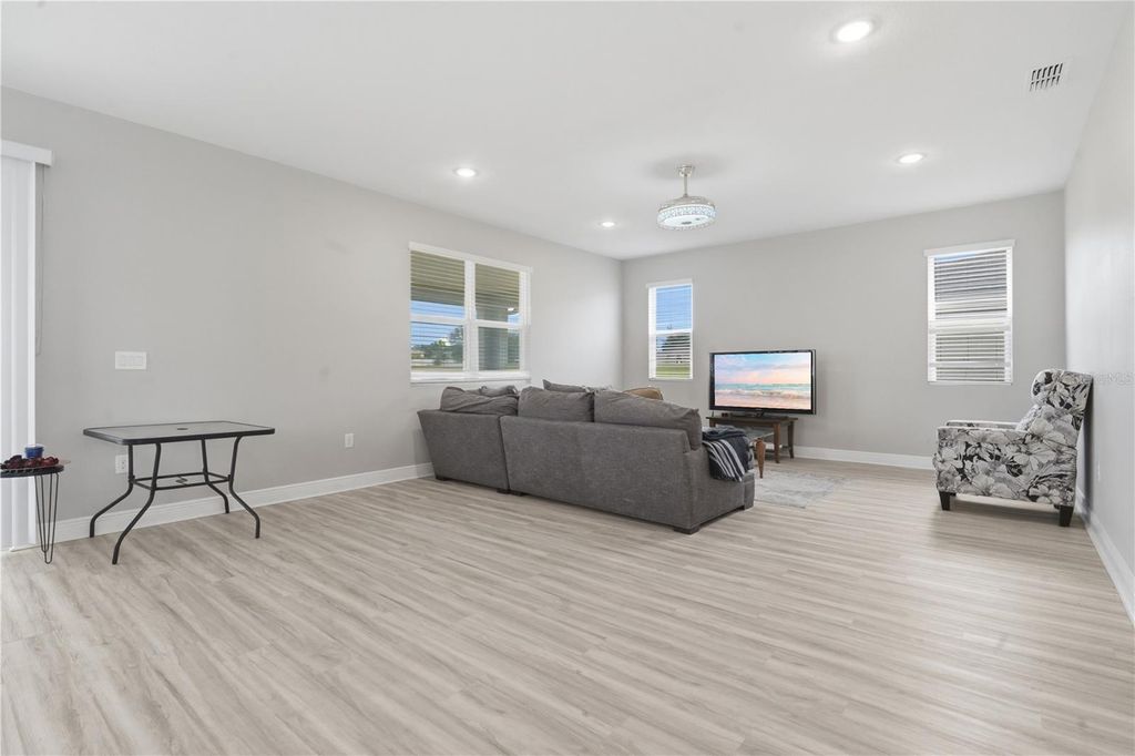 Photo of 31707 Broadwater Avenue, Leesburg, FL 34748 (MLS # O6414669)