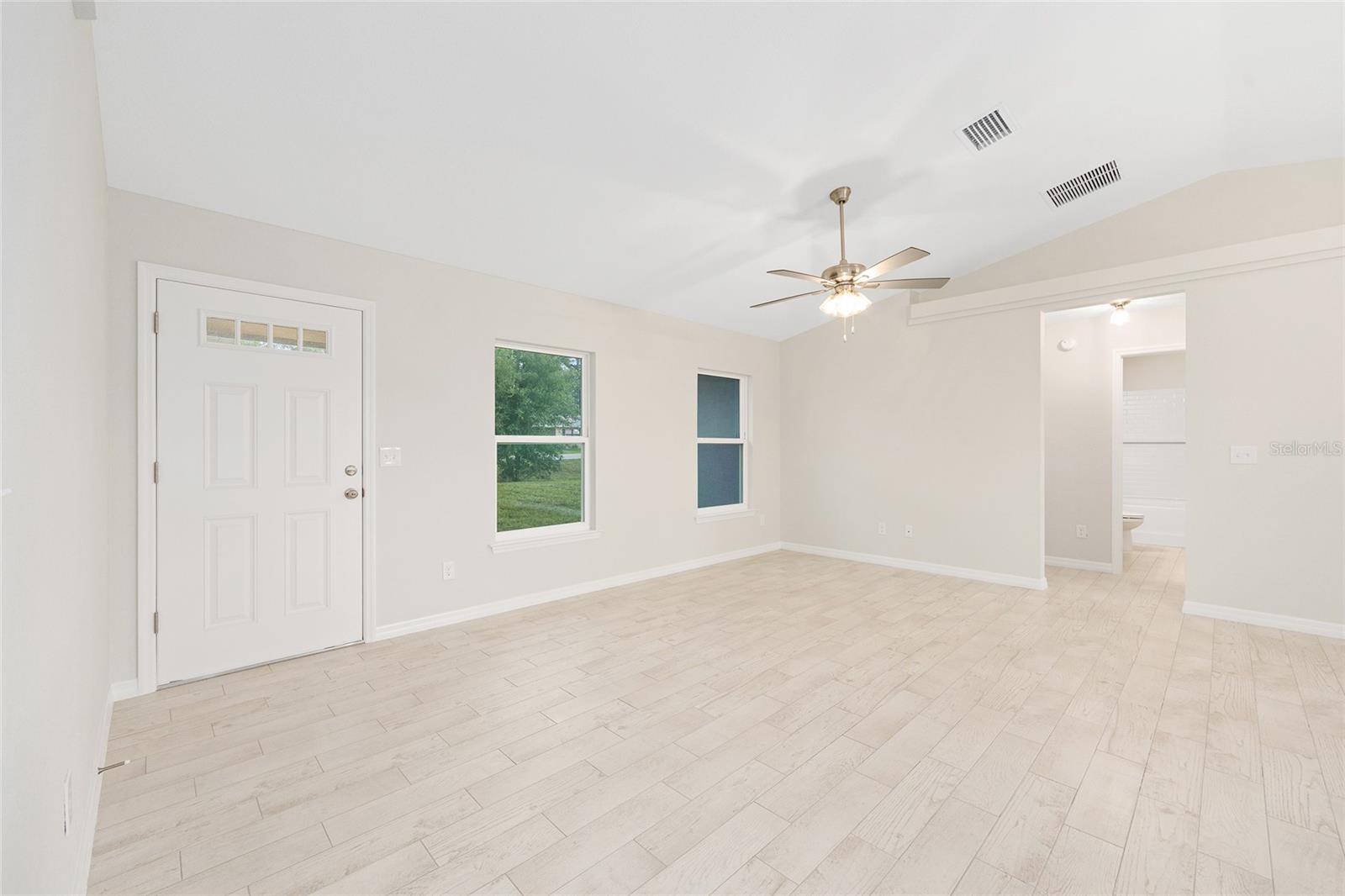 SILVER SPGS SHORES UN 32 - Residential