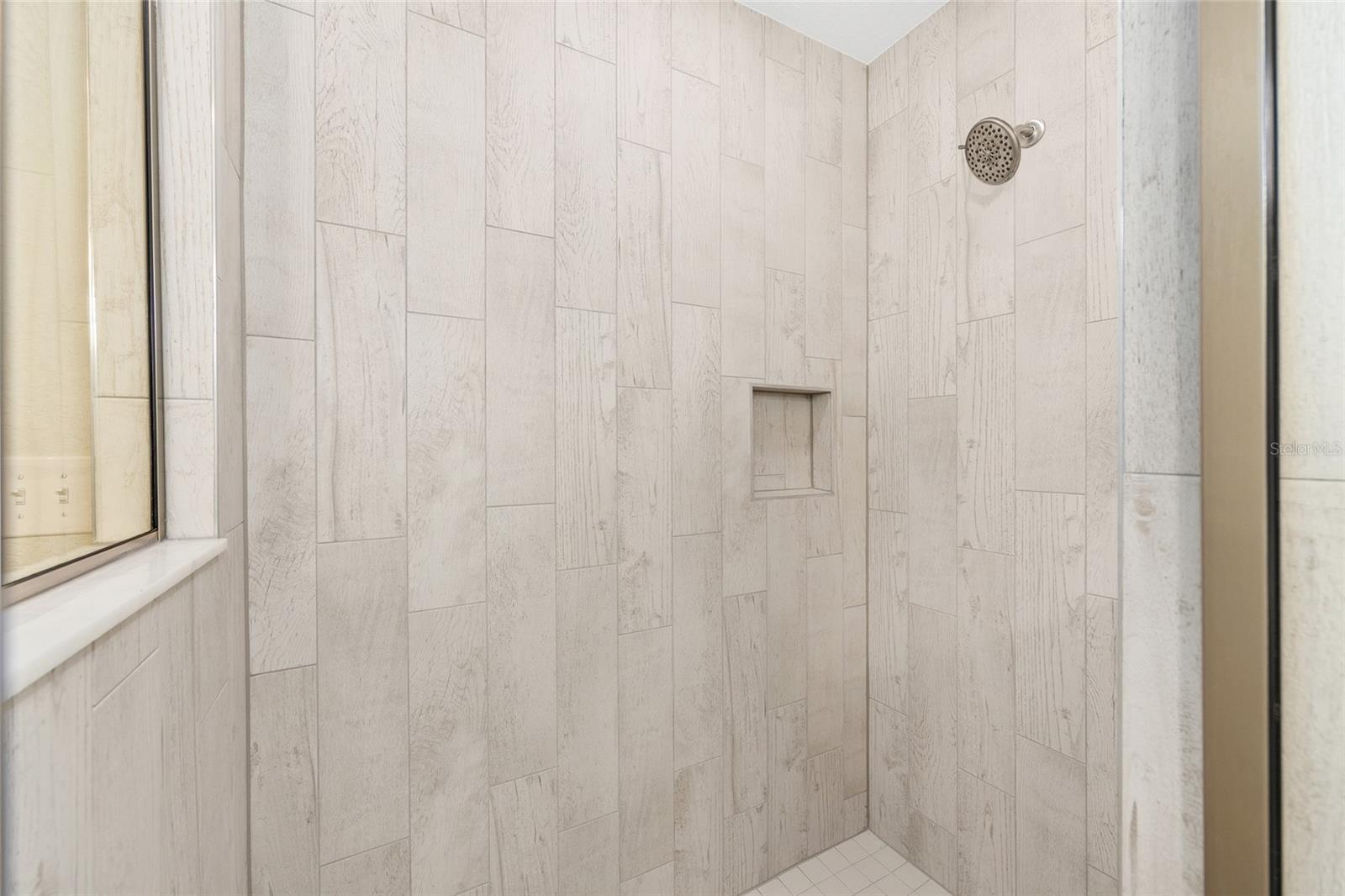 SILVER SPGS SHORES UN 32 - Residential