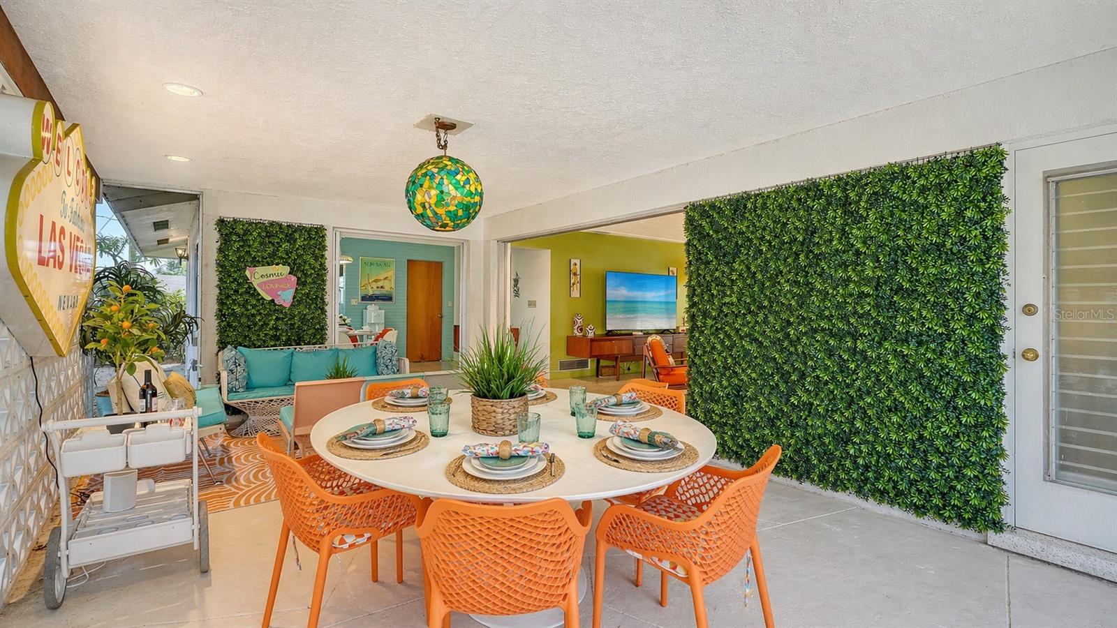 SOUTH GATE - Residential