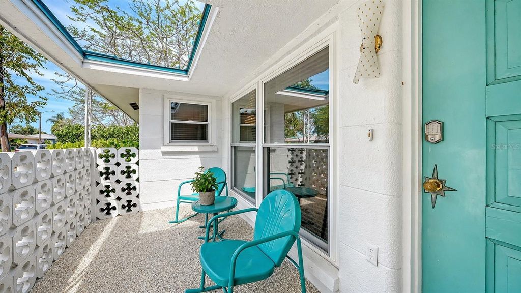 Photo of 2945 Upper Tangelo Drive, Sarasota, FL 34239 (MLS # A4690742)