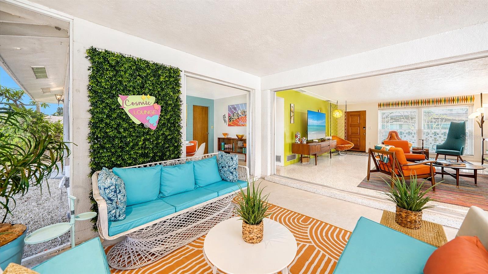 SOUTH GATE - Residential