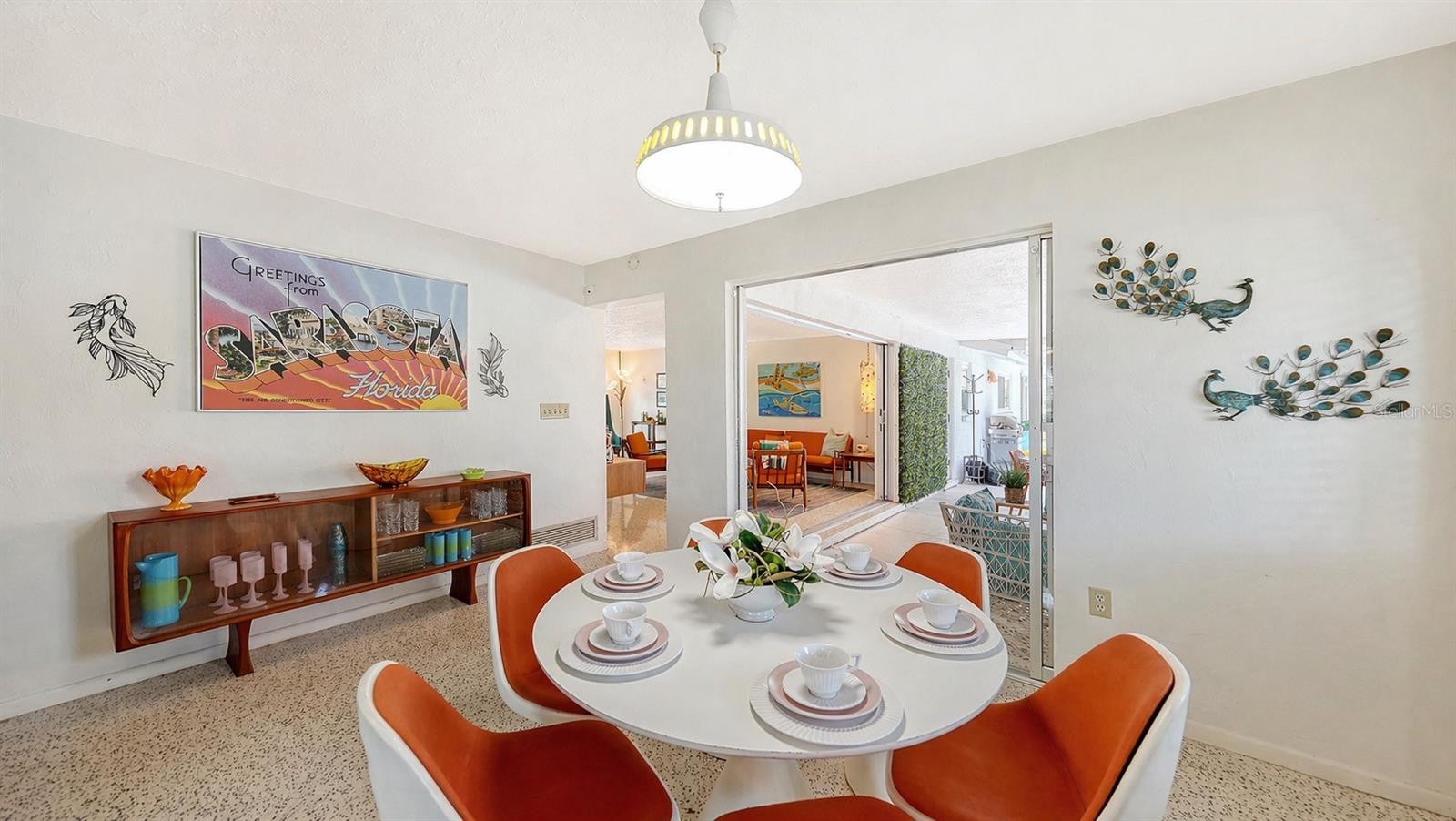 SOUTH GATE - Residential