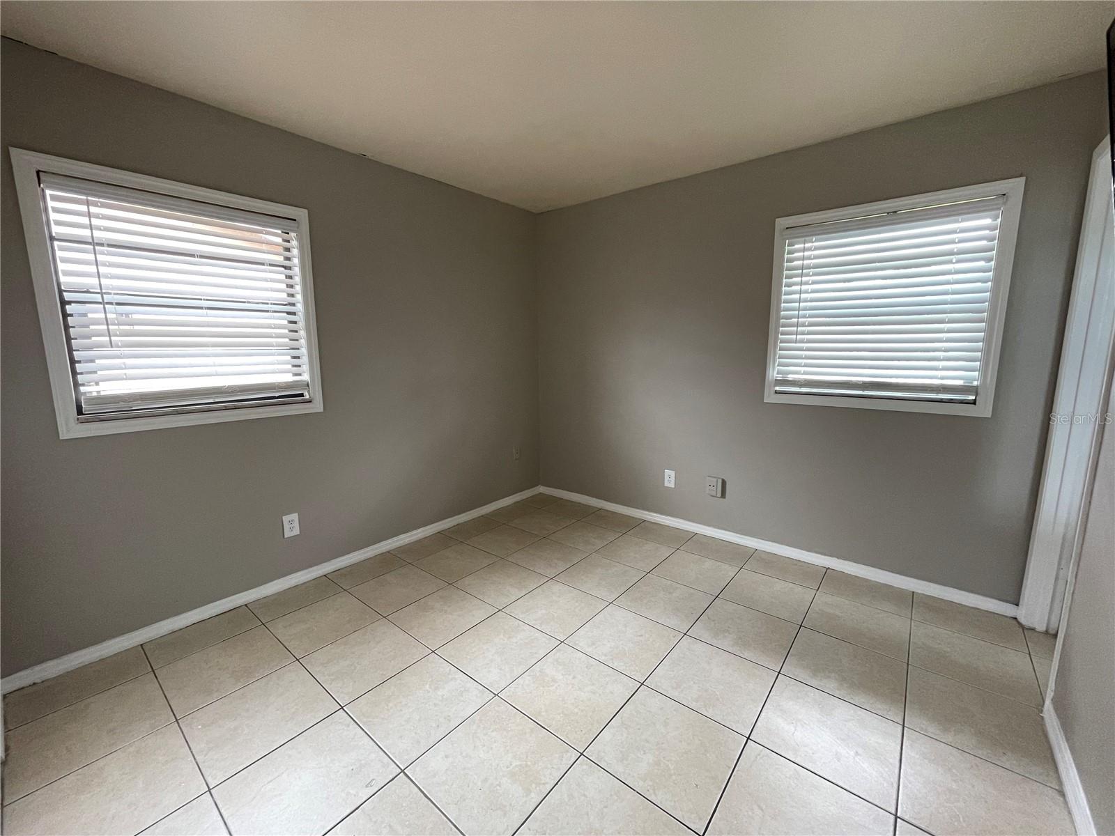 RICHMOND ESTATES - Residential Lease