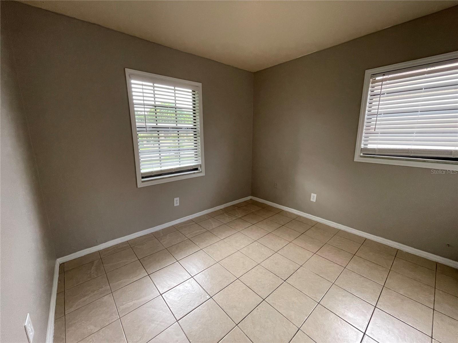 RICHMOND ESTATES - Residential Lease