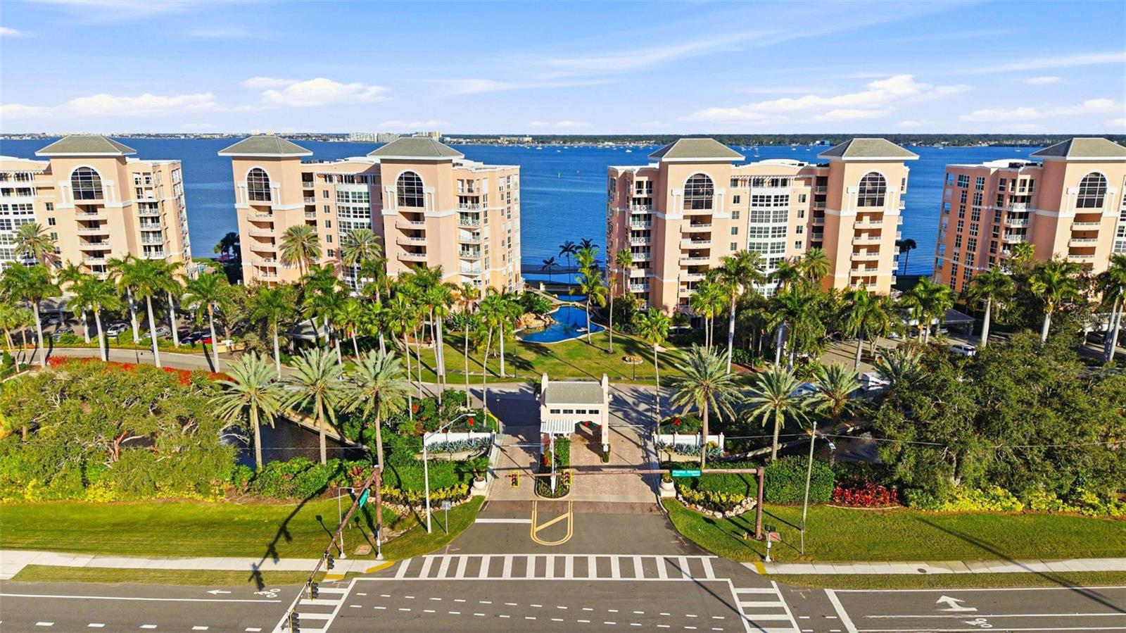 BACOPA BAY CONDO - Residential