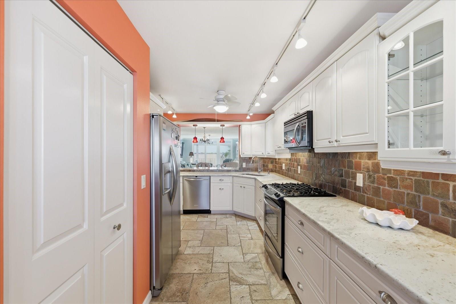 TOWN SHORES OF GULFPORT - Residential