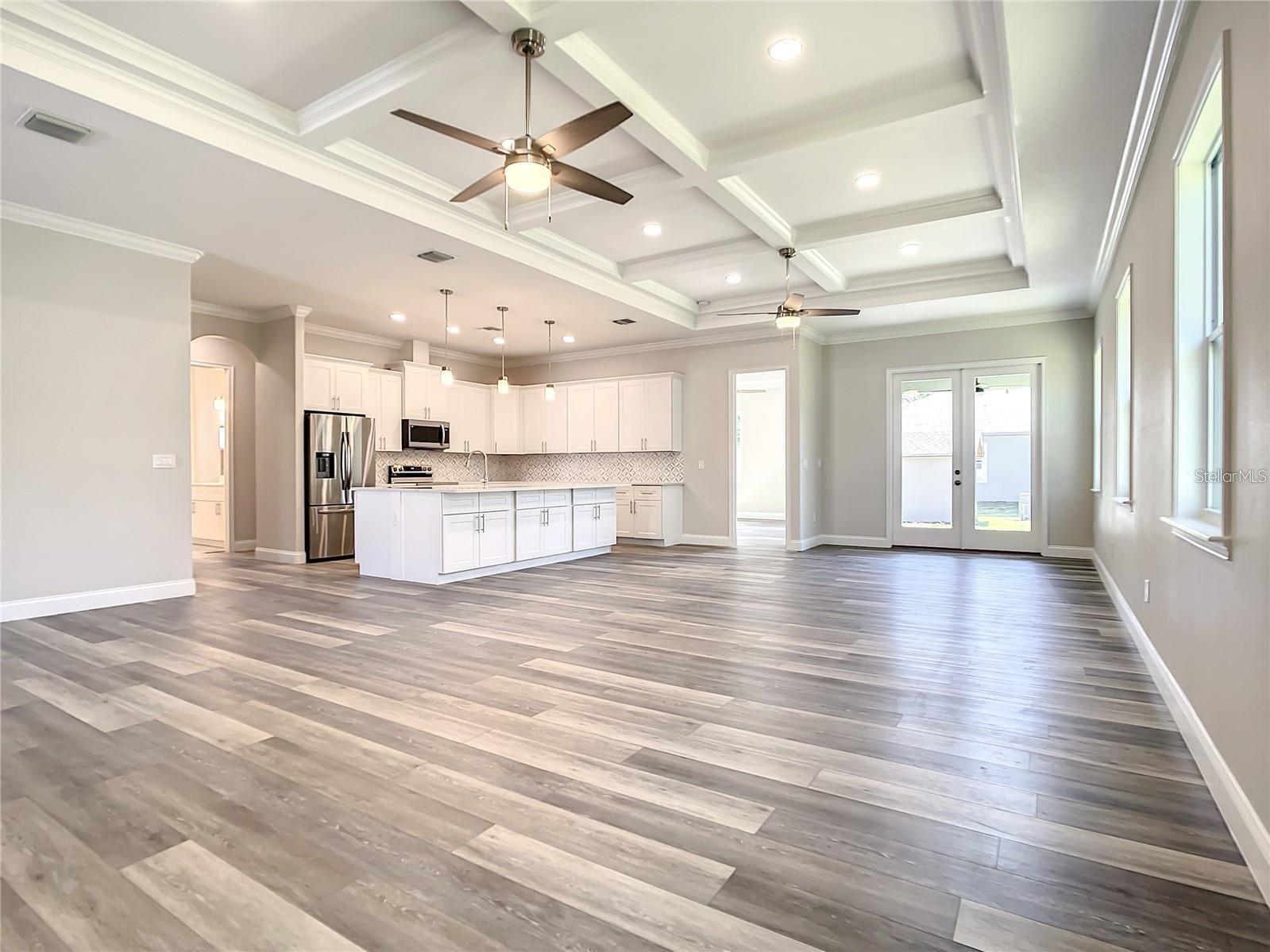 WEKIWA HILLS - Residential