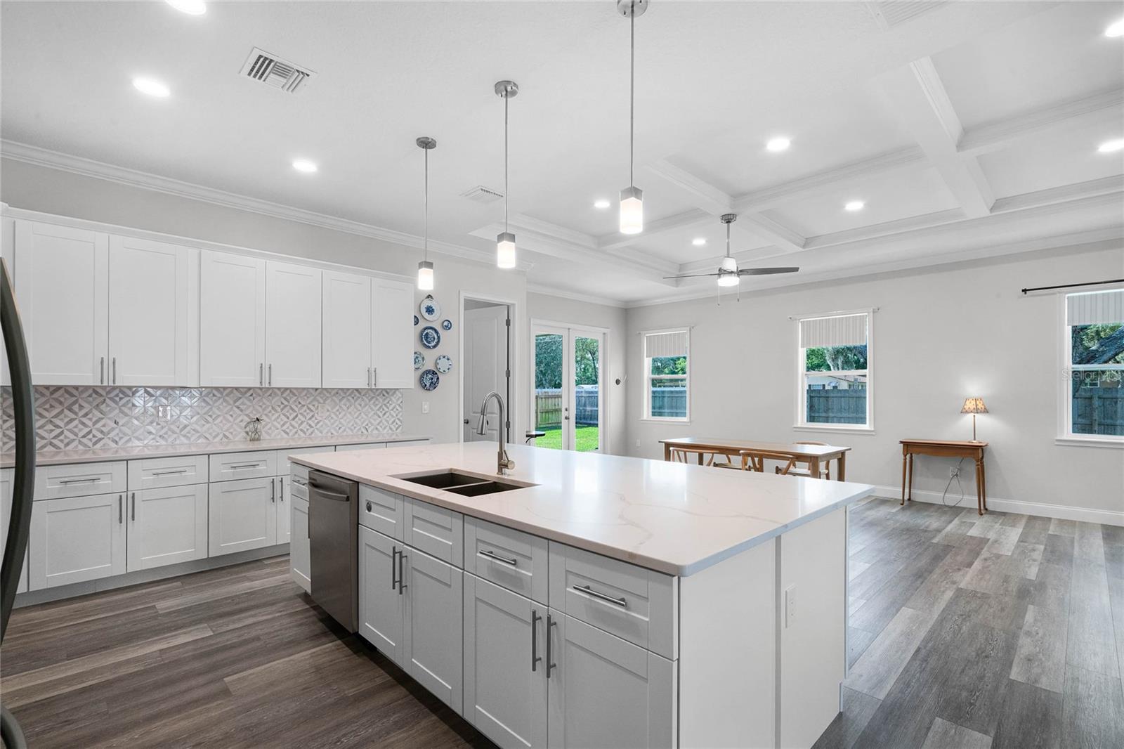 WEKIWA HILLS - Residential