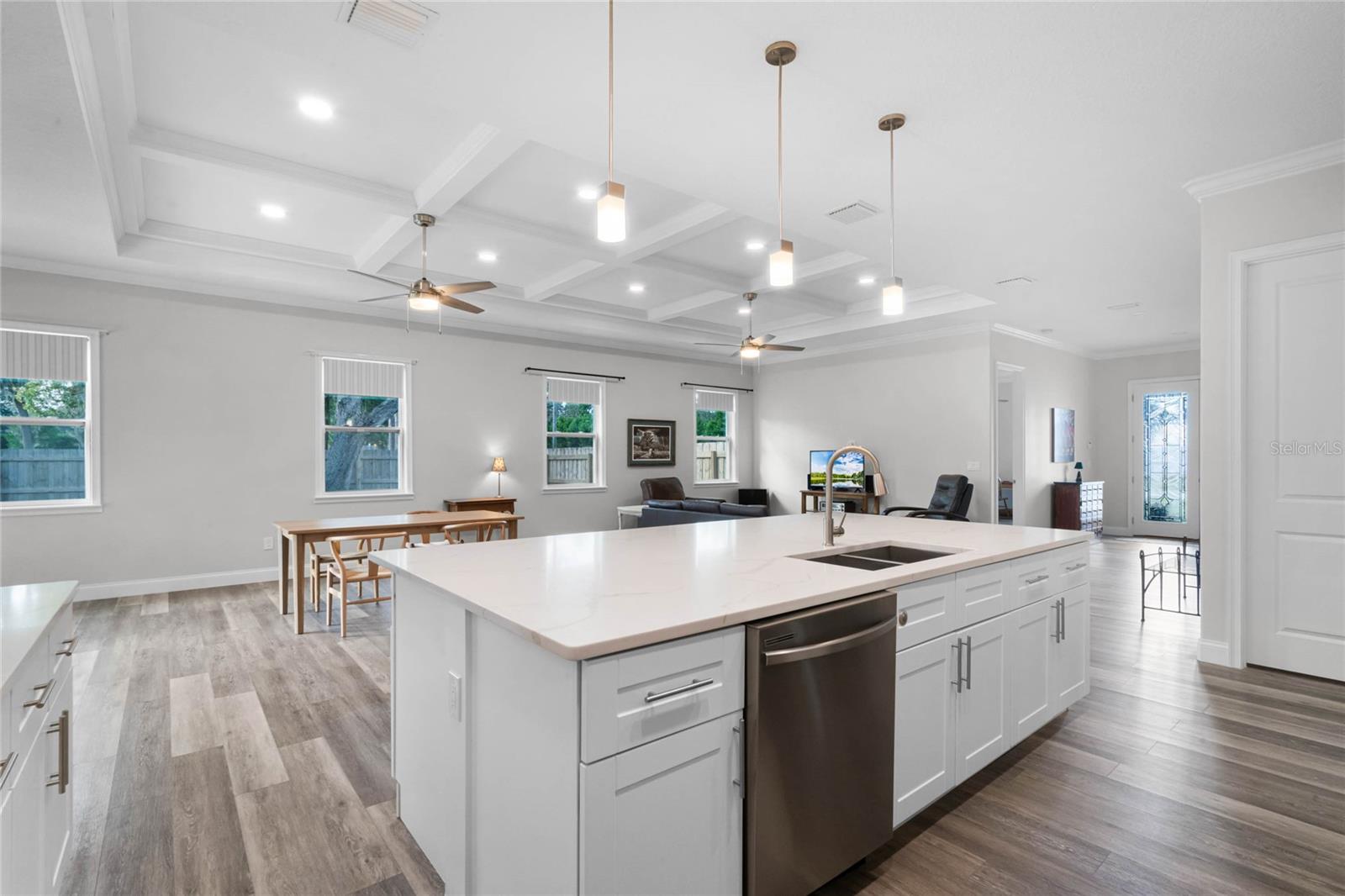 WEKIWA HILLS - Residential