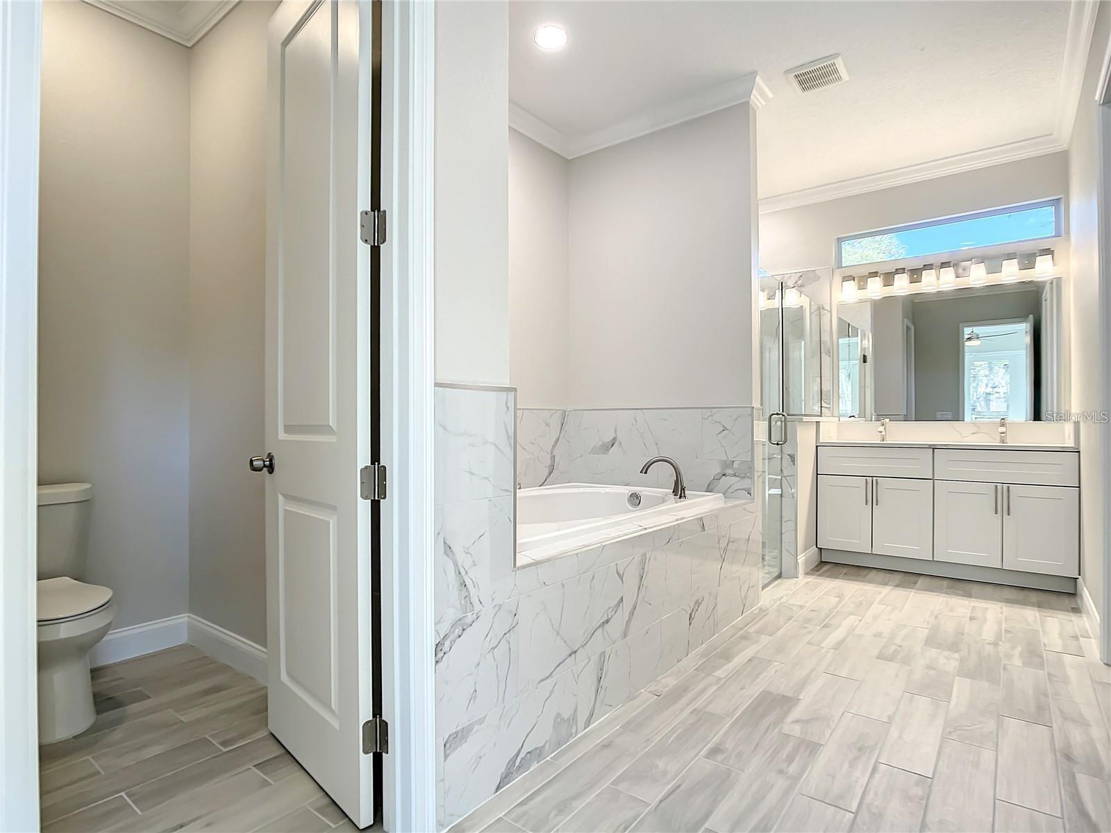 WEKIWA HILLS - Residential