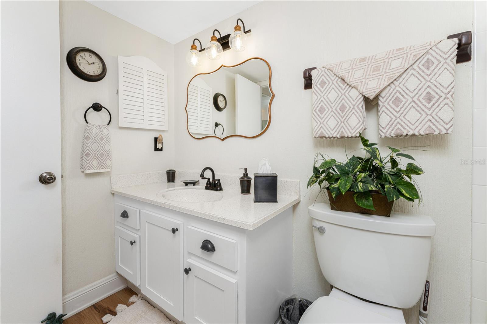 RIVERHOUSE - Residential